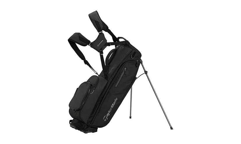 A black TaylorMade goft bag